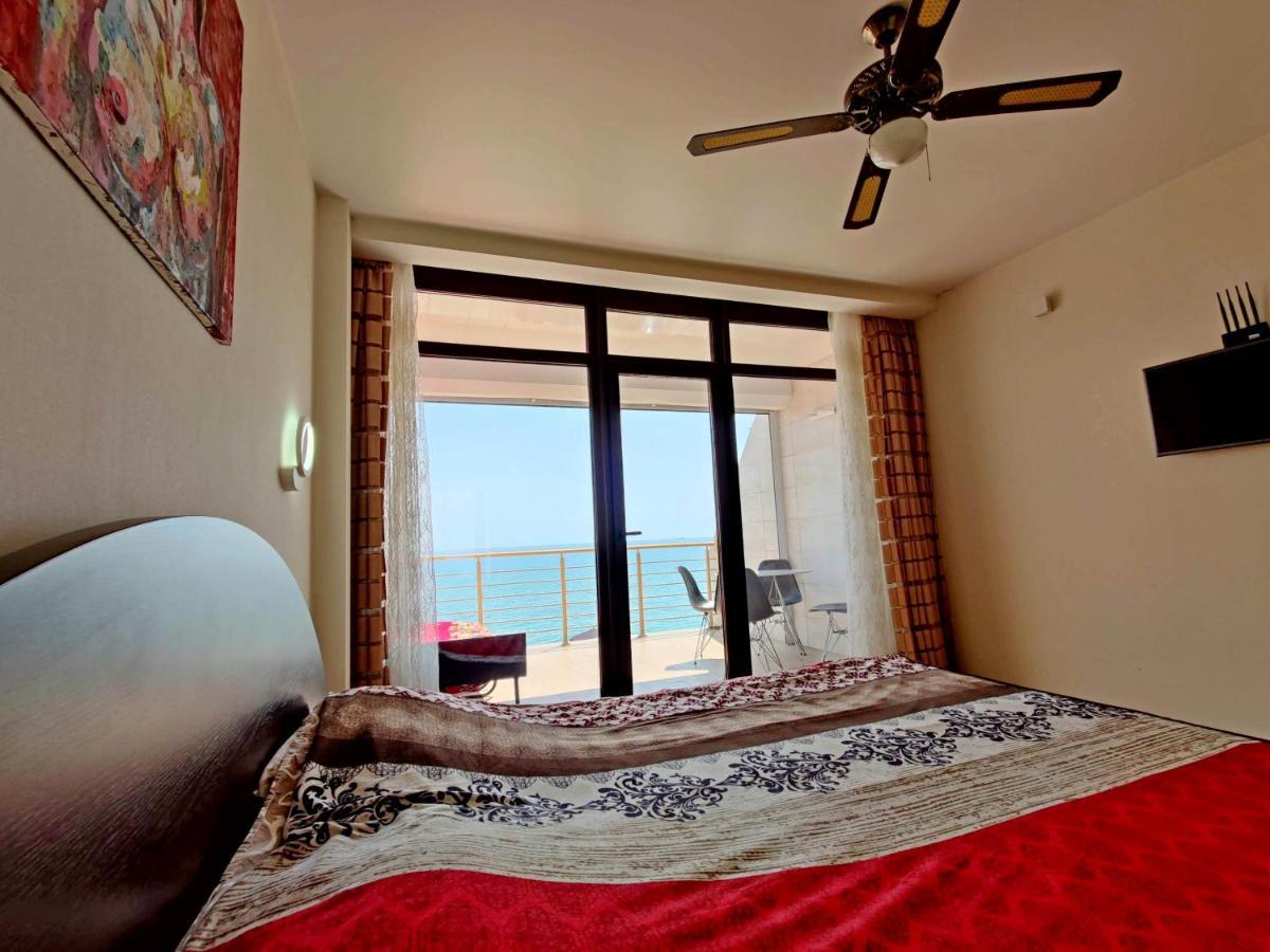 Vip Apartments Sovinion 敖德萨 外观 照片