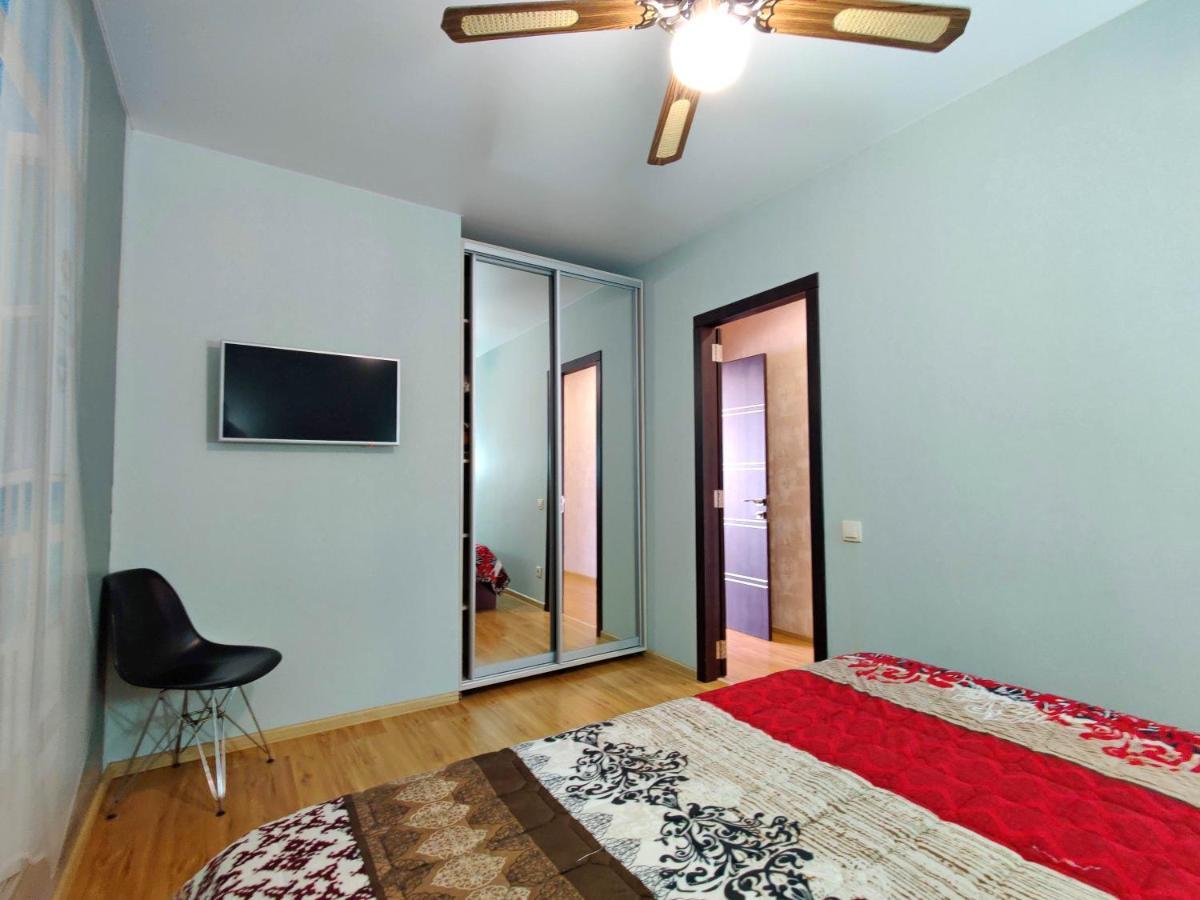 Vip Apartments Sovinion 敖德萨 外观 照片